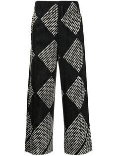 Homme Plissé Issey Miyake брюки с геометричным принтом