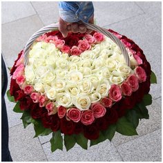 101 роза (Кения) в корзине в виде сердца Flor Pro