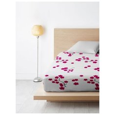 Простыня на резинке из бязи, "Ночь Нежна"; Зиг-заг удачи красная; размер 200 х 220