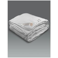 Одеяло "Breeze" класс. 140х205 см (микрофибра, 100 % п/э ("лебяжий пух" 350 г) Selena