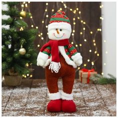 Мягкая игрушка "Снеговик - пузанчик" 10х42 см, красно-зелёный 6932407 Зимнее волшебство