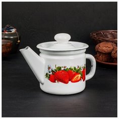 Чайник заварочный 1 л белый "Клубника садовая" с пласт. кнопкой 2188332 Сибирские товары