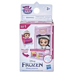 Игровой набор Hasbro Twirlabouts FROZEN Санки Ханимарен F3132