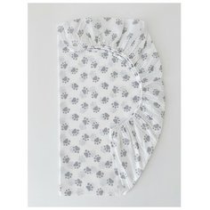 СОНиКА Простынь на резинке Лапки 120х60 см серый/белый