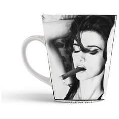 Кружка-латте CoolPodarok Девушка с папиросой
