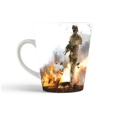 Кружка-латте CoolPodarok modern warfare 2 Солдат идёт по огню
