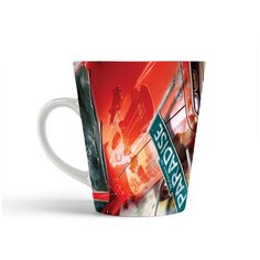 Кружка-латте CoolPodarok burnout paradise Отражение на капоте автомобиля