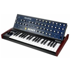 Аналоговый синтезатор Behringer MonoPoly