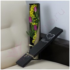 3 тюльпана и мимоза в коробке Flor Pro