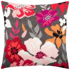 Подушка полукрестом чарiвниця арт. V260 Красные цветы 40х40 см Brvsk