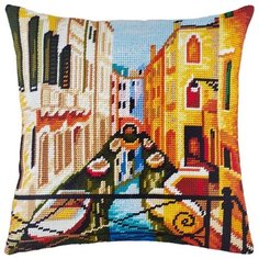 Подушка полукрестом чарiвниця арт. V135 Венеция 40х40 см Brvsk