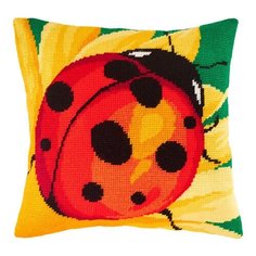 Подушка полукрестом чарiвниця арт. V156 Божья коровка 40х40 см Brvsk