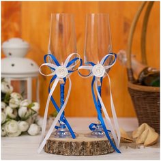 Свадебные бокалы для молодоженов с нежными латексными розами и атласными лентами синего и белого оттенков, 2 штуки Свадебная мечта