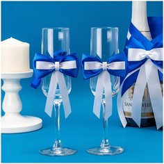 Украшение на свадебные фужеры молодоженов - банты на бокалы из белых и синих атласных лент ручной работы Свадебная мечта