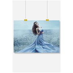 Постер на стену для интерьера Postermarkt Девушка в синем платье, размер 70х100 см, постеры картины для интерьера в тубусе