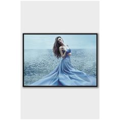 Постер на стену для интерьера Postermarkt Девушка в синем платье, постер в черной рамке 50х70 см, постеры картины для интерьера в черной рамке