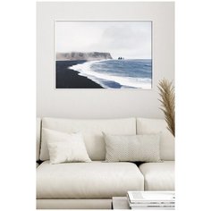 Постер в рамке Postermarkt "Черный берег", 50х70 см