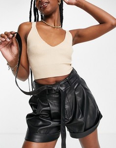 Черные шорты из искусственной кожи с поясом Miss Selfridge-Черный цвет