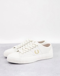 Низкие кожаные кроссовки цвета экрю Fred Perry Hughes-Белый