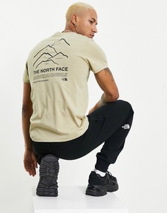 Футболка цвета хаки The North Face Peaks – эксклюзивно для ASOS-Зеленый цвет