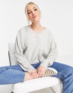 Укороченный вязаный джемпер с V-образным вырезом серого цвета Topshop-Серый