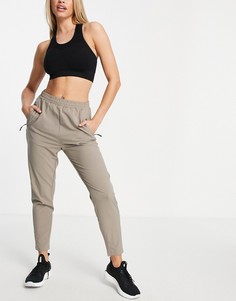 Спортивные тканые джоггеры ASOS 4505-Светло-бежевый цвет