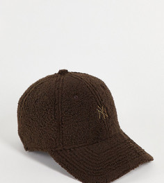 Эксклюзивная плюшевая кепка коричневого цвета с однотонным логотипом "NY" New Era Exclusive 9Forty-Коричневый цвет