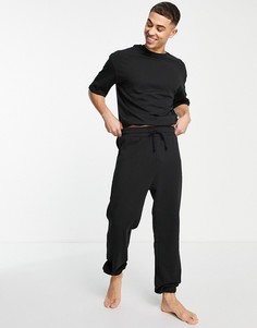 Черный oversized-комплект для дома из футболки и джоггеров Jack & Jones-Черный цвет