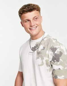 Футболка классического кроя цвета экрю с выцветшим эффектом River Island-Светло-бежевый цвет