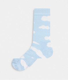 Синие спортивные носки с принтом облаков ASOS DESIGN-Белый