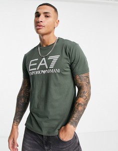Футболка цвета хаки с крупным логотипом Armani EA7 Visibility-Зеленый цвет