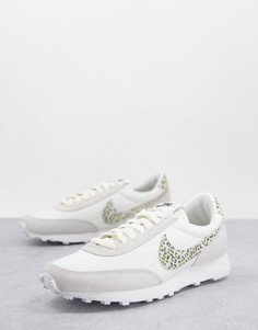 Светлые кроссовки с элементами с леопардовым принтом Nike Daybreak-Белый