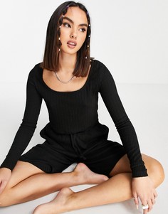 Трикотажный пижамный топ и длинные шорты в рубчик черного цвета Topshop-Черный цвет