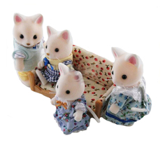 Игровой набор sylvanian families семья кошек