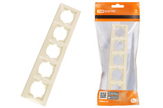 Рамка TDM ELECTRIC 3-х постовая горизонтальная белая "Онега" SQ1805-0025