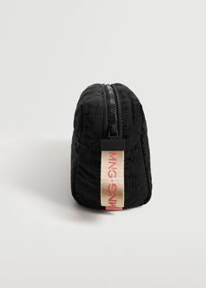 Косметичка с молнией и логотипом - Letters Mango