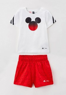 Костюм спортивный adidas