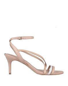 Сандалии Guess