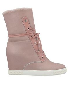 Полусапоги и высокие ботинки Casadei