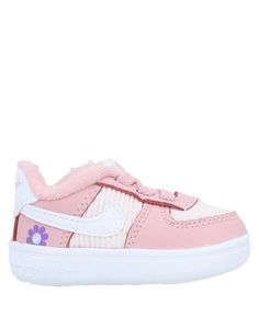 Кеды и кроссовки Nike