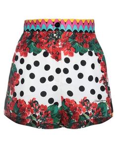 Шорты и бермуды Dolce & Gabbana