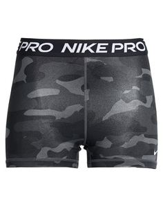 Шорты и бермуды Nike