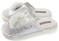 Домашние тапочки женские Smile of Milady А-82-428 серебристые 36 RU