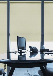 Рулонная штора Eskar Skreen 37x200 бежевый Эскар