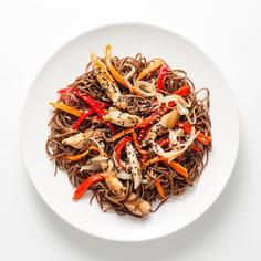 Гречневая лапша с куриной грудкой Самокат, замороженная, 240 г