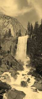 Самоклеющиеся фотообои "Горный водопад", 90x210 см, эффект сепия, отраженный Фотообои.РФ