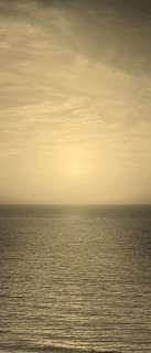 Самоклеющиеся фотообои "Закат на море", 90x210 см, эффект сепия Фотообои.РФ