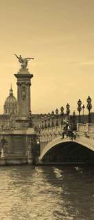 Самоклеющиеся фотообои "Мост Александра III, Париж", 90x210 см, эффект сепия, отраженный Фотообои.РФ