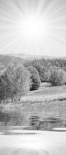 Самоклеющиеся фотообои "На берегу", 90x210 см, эффект черно-белый, отраженный Фотообои.РФ
