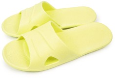 Шлепанцы женские Smile of Milady 098-018 желтые 37 RU